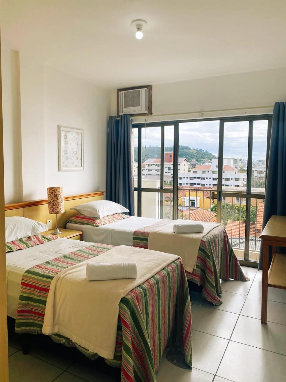 Lexus Beira Mar - Apartamentos ฟลอเรียนอโปลิส ภายนอก รูปภาพ